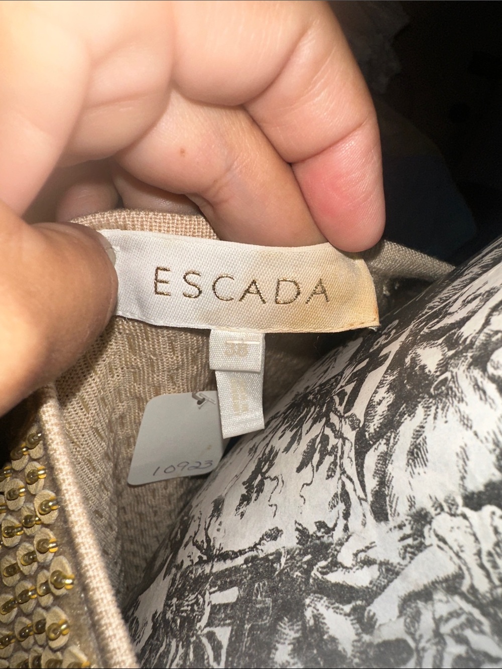 Escada Light Yellow Textured Cap-Sleeve Sweater - Picture 2 of 3